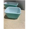 Image 6 : Fireking dish and 4 Pyrex dishes 1 with lid