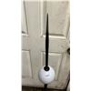 Image 4 : Lightning rod, with milk glass ball