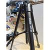 Image 2 : Vivitar VPT-20 camera tripod - like new