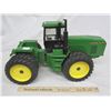 Image 1 : Large Toy 8870 John Deere Tractor