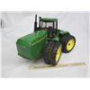 Image 3 : Large Toy 8870 John Deere Tractor