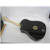Image 4 : Woodrow Boston Bruins Guitar and Stand and Picks