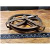 Image 2 : Vintage well pulley