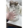 Image 3 : 9 Vintage mason jars