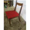 Image 2 : vintage wooden chair