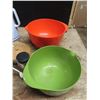 Image 5 : steamer bowls , strainer , Wisk melamine bowls
