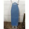 Image 1 : like new ironing board