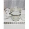Image 2 : Pyrex glass coffee pot & 2 glass lids