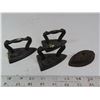 Image 1 : 4 miniature black irons