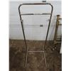 Image 3 : stainless steel clothing rack
