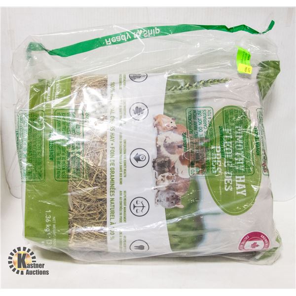 NEW 3LB BAG OF LIVING WORLD TIMOTHY HAY FOR RABBIT