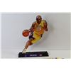 Image 5 : Toy Lakers Basketball Hoop - Lakers Kobe Bryant #24 Figure
