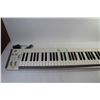 Image 8 : Korg Key Board (untested)