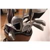 Image 5 : *Vintage Golf Bag w/Clubs & Drivers & Putters (assorted brand names - right handed)