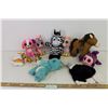 Image 1 : Variety of Stuffed Toys