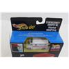 Image 2 : Hot Wheels Sto & Go Emergency Hospital Playset - NIB