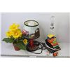 Image 1 : Cars Lamp, Train Locomotive Lamp, Artificial Flowers, etc.