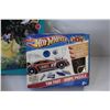 Image 2 : (3) Jigsaw Puzzles - Includes Hot Wheels Puzzle