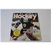 Image 2 : O-Pee-Chee Hockey Sticker Album - 1983