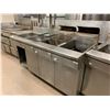 Image 4 : QUEST STAINLESS STEEL DEEP FRY STATION WITH HATCO GLO-RAY FOOD WARMER SECTION