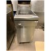 Image 2 : QUEST STAINLESS STEEL DEEP FRYER