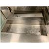 Image 2 : QUEST METAL WORKS STAINLESS STEEL HEATED PREP STATION