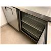 Image 6 : TRUE REFRIGERATED STAINLESS STEEL PREP TABLE