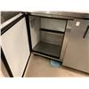 Image 6 : TRUE REFRIGERATED STAINLESS STEEL PREP TABLE WITH REFRIGERATED CABINETS