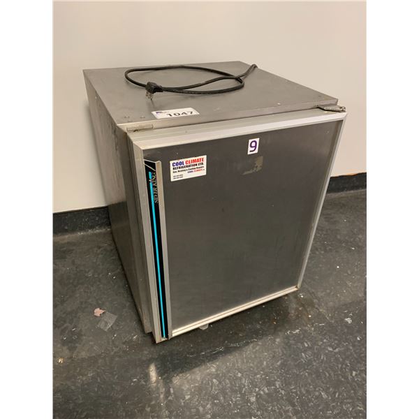 SILVER KING STAINLESS STEEL FREEZER