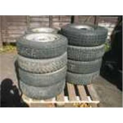 Erä pakettiauton c-renkaita 12 kpl