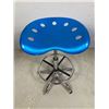 Image 2 : Bar Stool