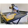 Image 6 : DeWalt Wet Saw w/Stand