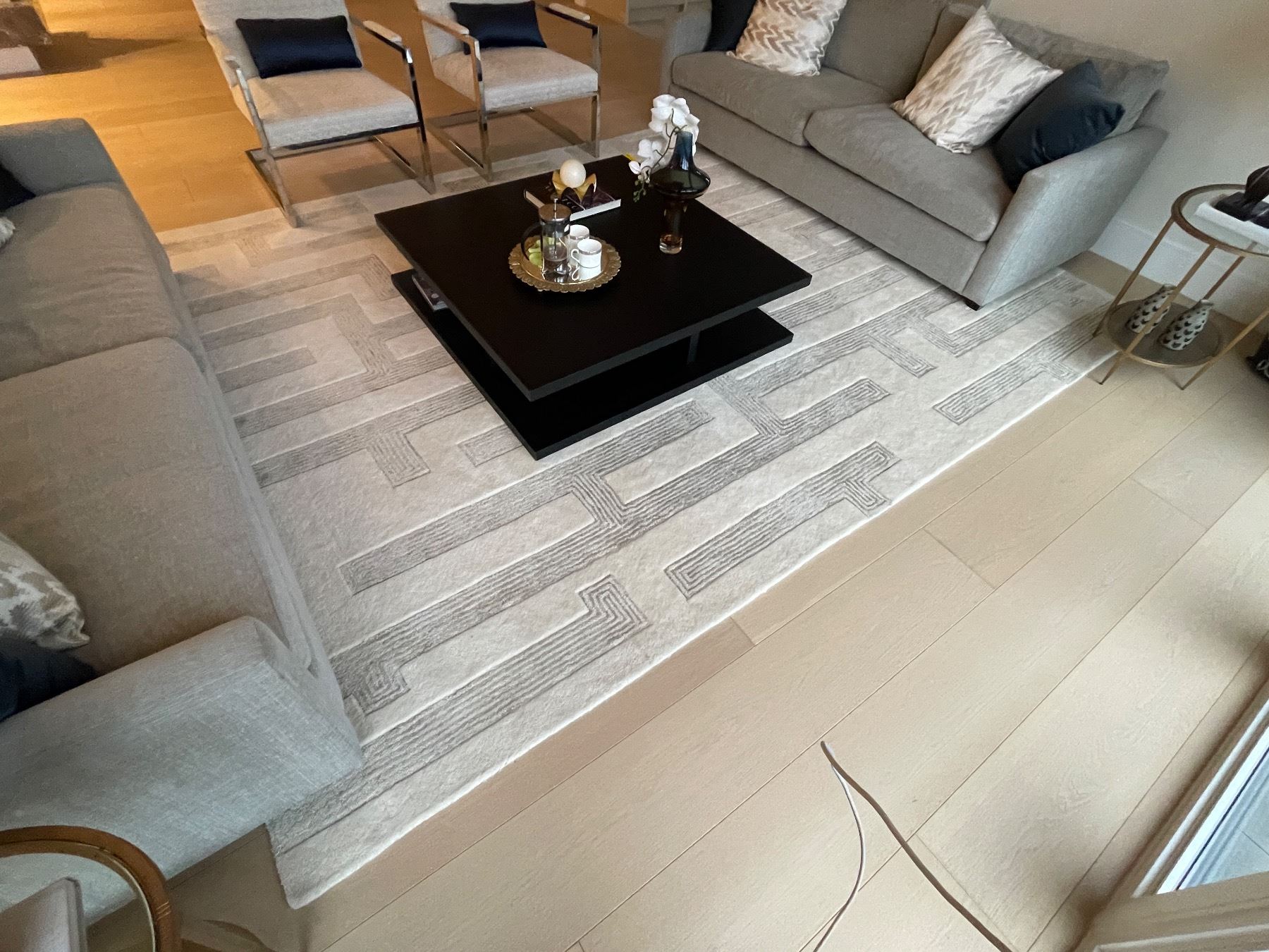 Studio A - Handcrafted Labyrinth Rug (Grey) - Handcrafted in India ...