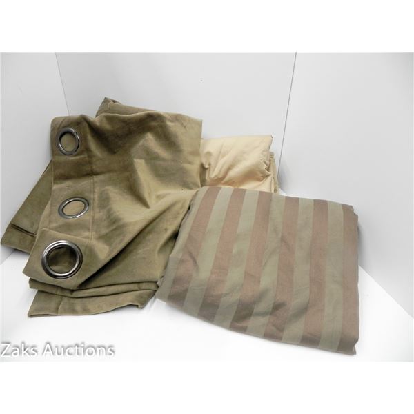 LARGE TEXTILE LOT