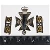 Image 2 : #317 NEW ROYAL REGINA RIFLES CAP BADGE SHOULDERS