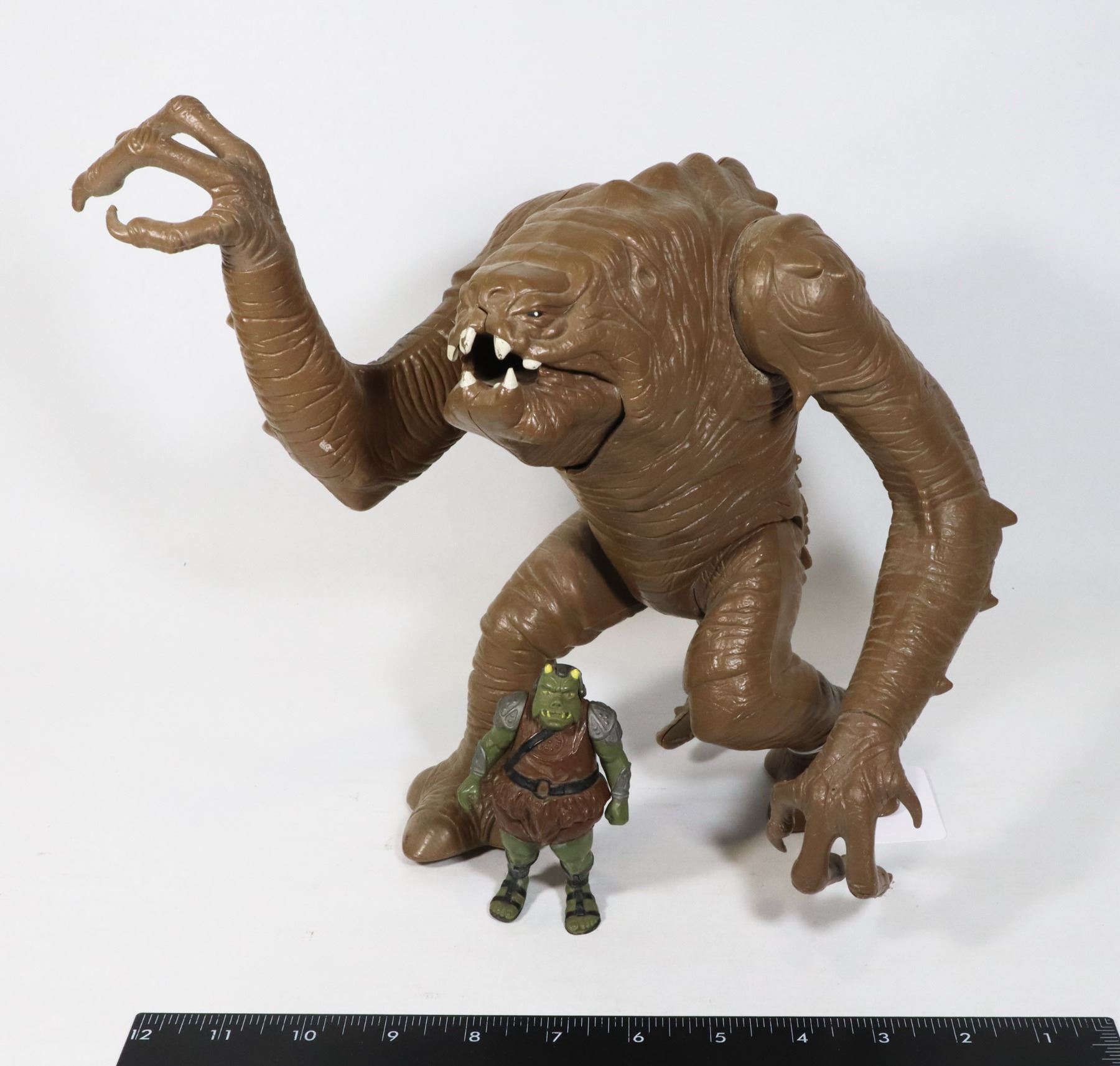 Dc Rancor #668 STAR WARS RANCOR W/ JABBAS PALACE GUARD 1983