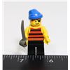 Image 1 : LEGO MINIFIG VINTAGE PIRATE FIGURE W/ SWORD