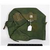Image 2 : MODERN CANADIAN MILITARY GREEN BAG