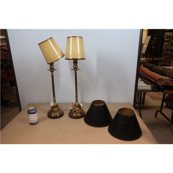 LOT DE 2 LAMPES