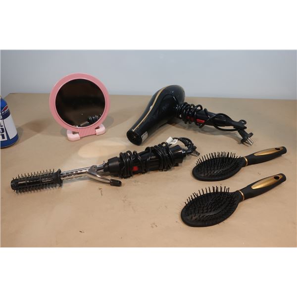 LOT DE 5pcs ITEMS VARIÉS POUR LES CHEVEUX