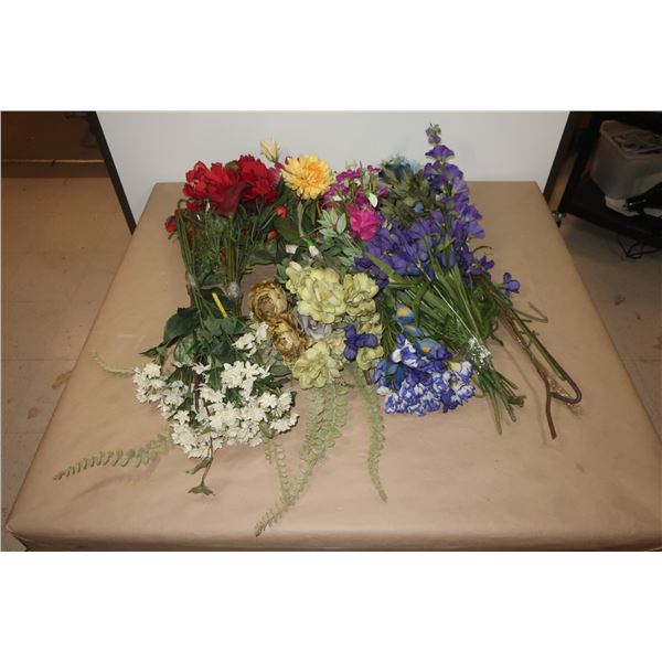 LOT DE FLEURS ARTIFICIELLES