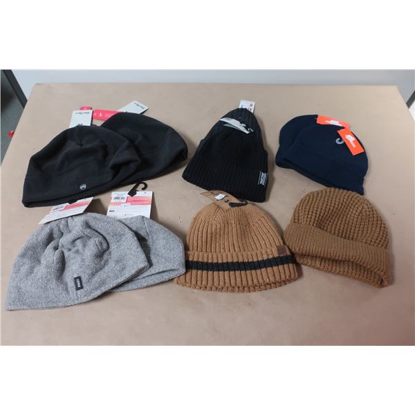 LOT DE 10 TUQUES ASST.