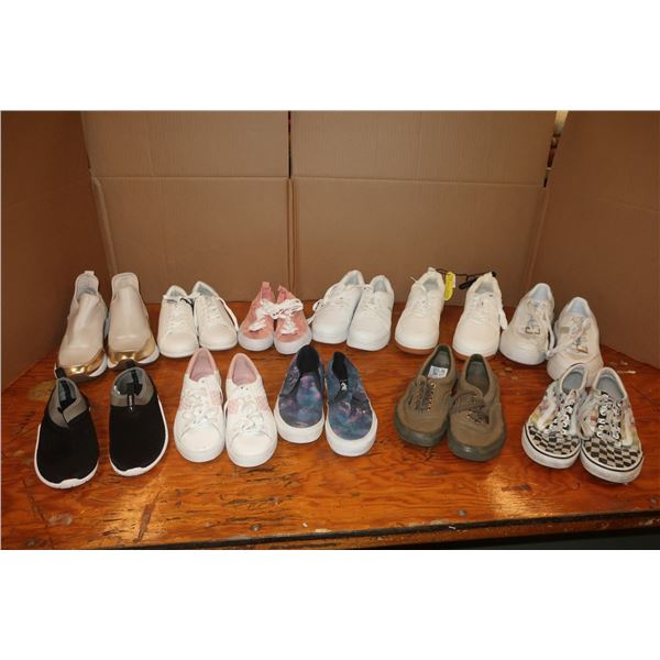 LOT DE 12 CHAUSSURES ASST DE FEMMES -TAILLES ASST