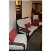 Image 2 : ENS: CAUSEUSE 51" ET 2 CHAISES D'EXTÉRIEUR