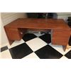 Image 2 : BUREAU EN BOIS 70"x36"x29"