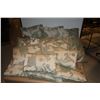 Image 1 : LOT DE 14pcs COUSSINS ASST