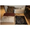 Image 1 : LOT DE 8 COUSSINS ASST