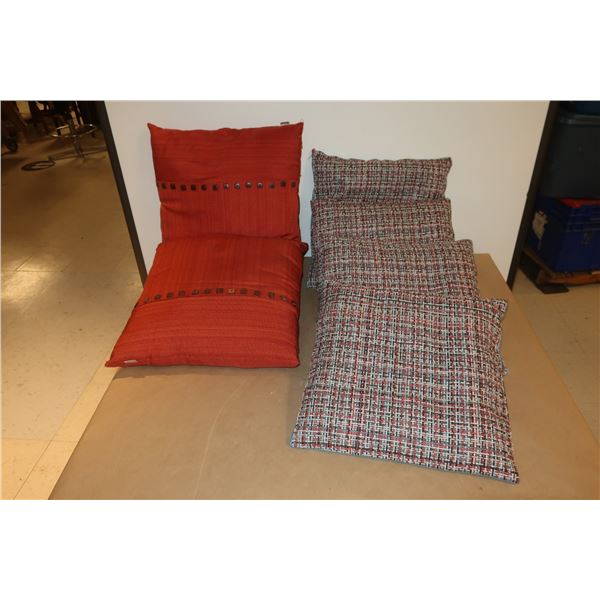 LOT DE 6 COUSSINS ASST