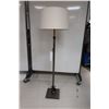 Image 1 : LAMPE SUR PIED