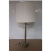 Image 1 : LAMPE DE TABLE